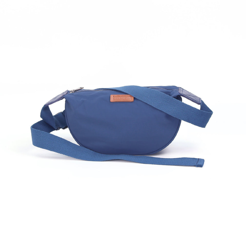 iPolo East Active Lifestyle Water Resistant Nylon Unisex Sling Bag