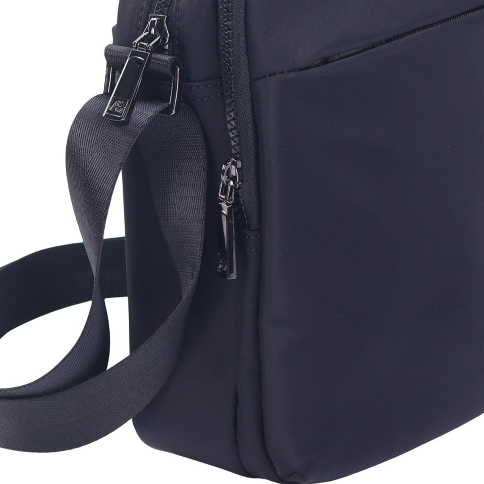 ARROW Men Navigator Series Water and Scratch Resistant Nylon Shoulder Messenger Bag
